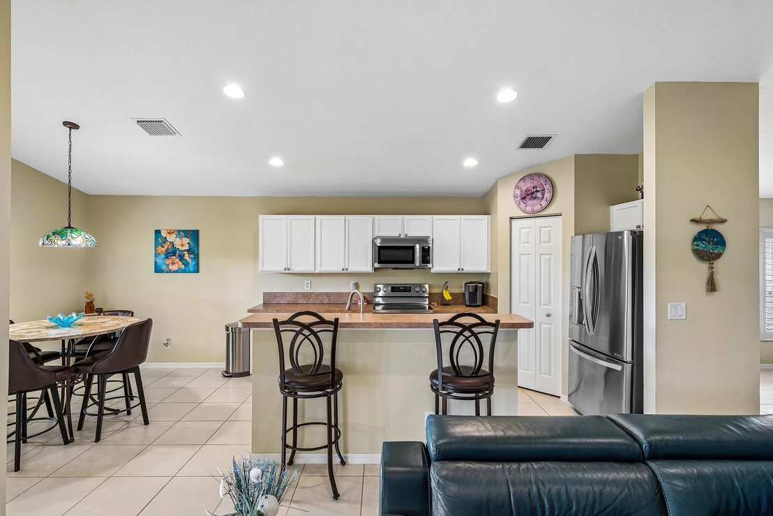 Photo of 12095 Roma Road