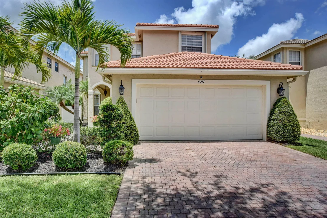 Photo of 5097 Starblaze Drive