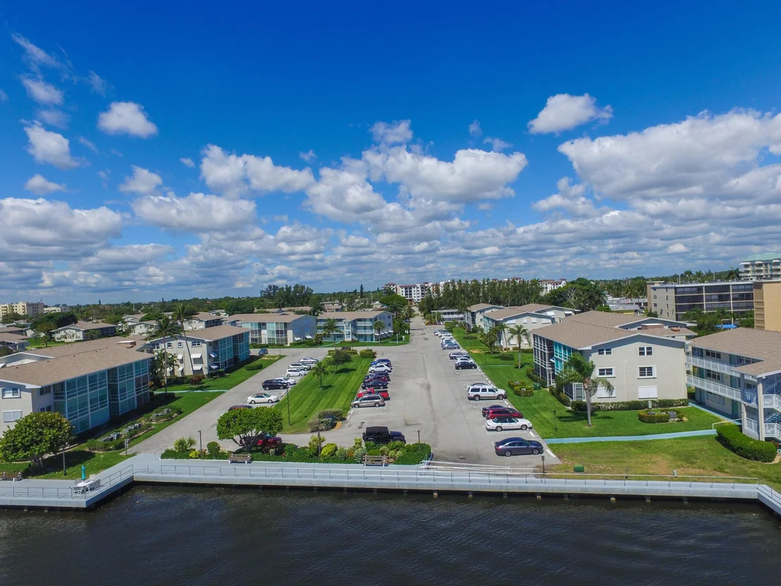 Photo of Unit 310 at 150 Horizons E