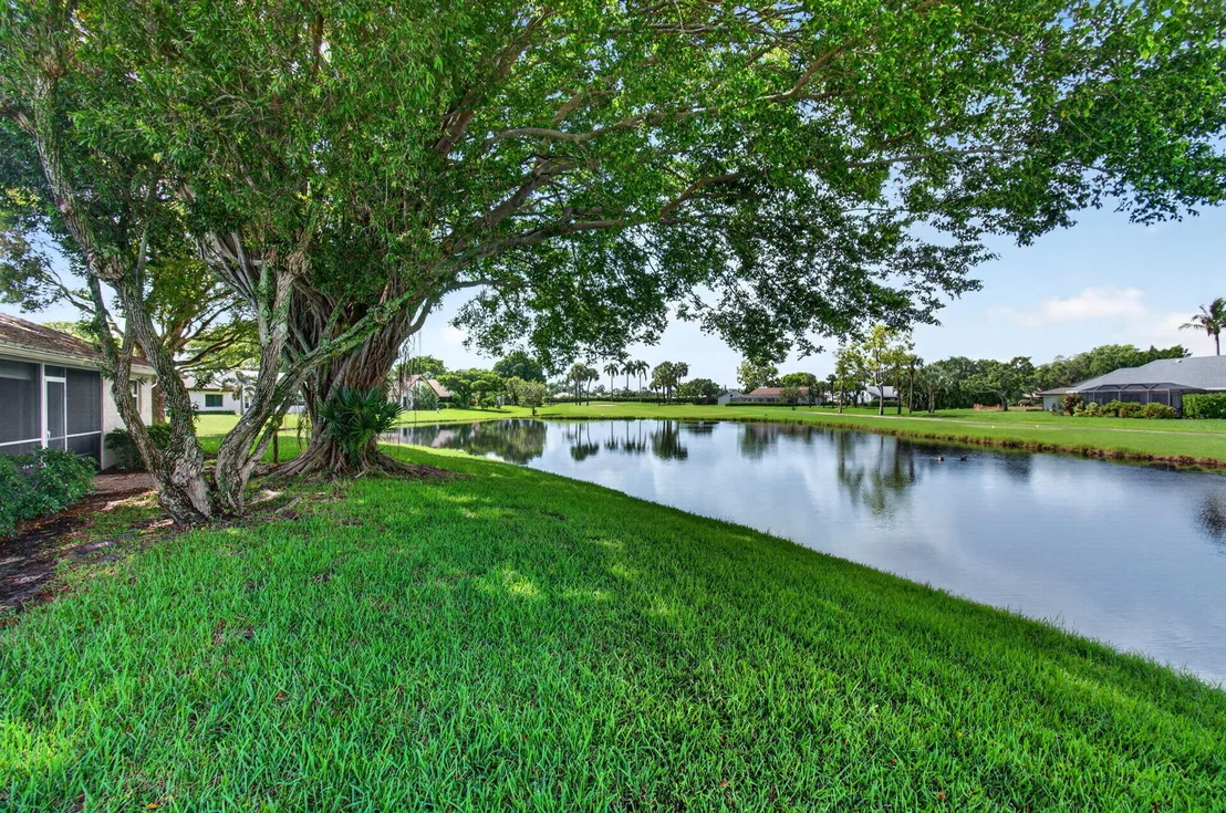 Photo of 5642 Forest Oaks Terrace