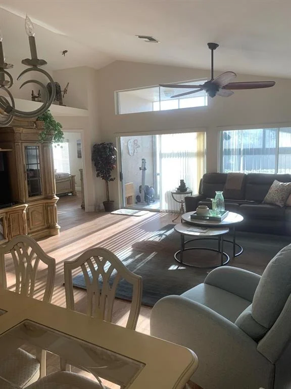Photo of 135 Harbor Lake Circle