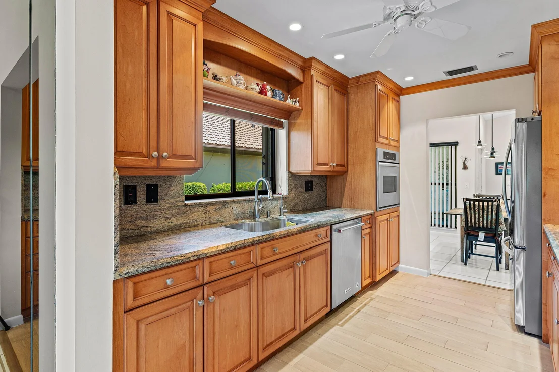 Photo of 11194 Highland Circle