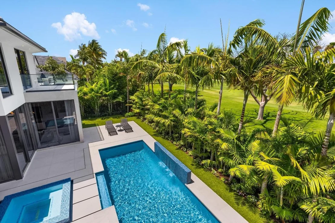 Photo of 1955 Thatch Palm Drive