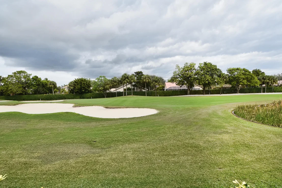 Photo of 3943 Live Oak Boulevard