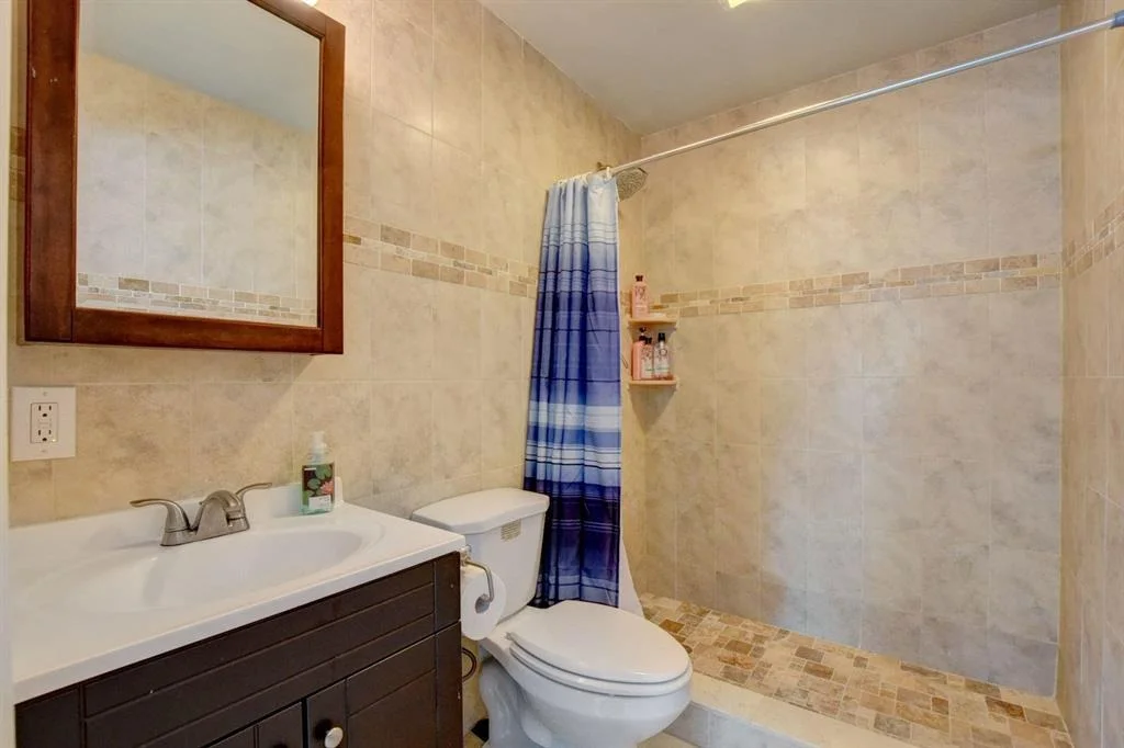 Photo of 11080 Lakeaire Circle