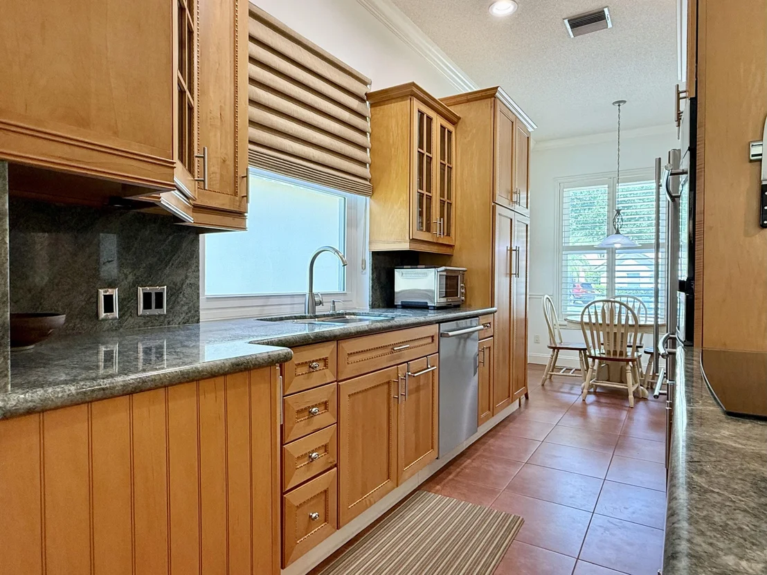 Photo of 187 Hampton Circle