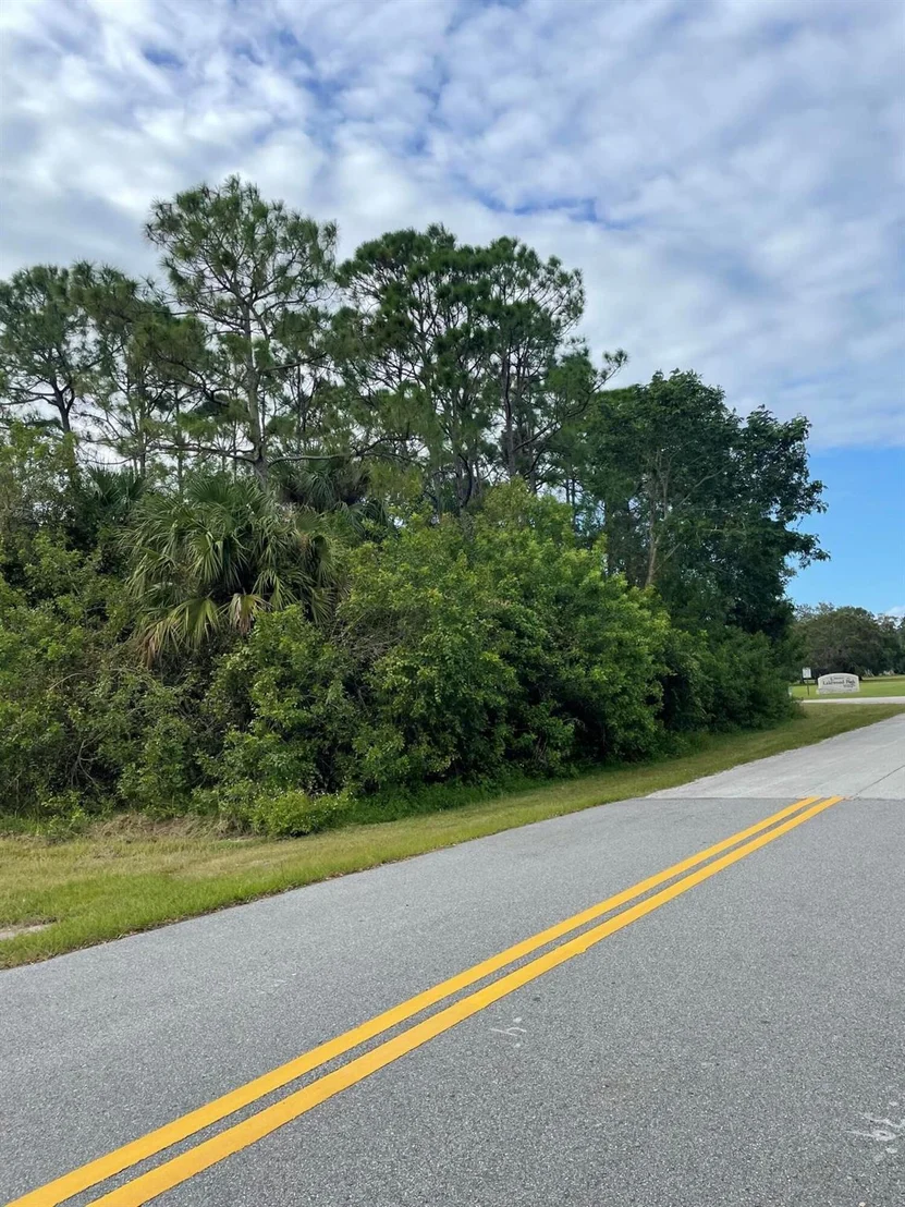 Photo of 7407 Laguna Road