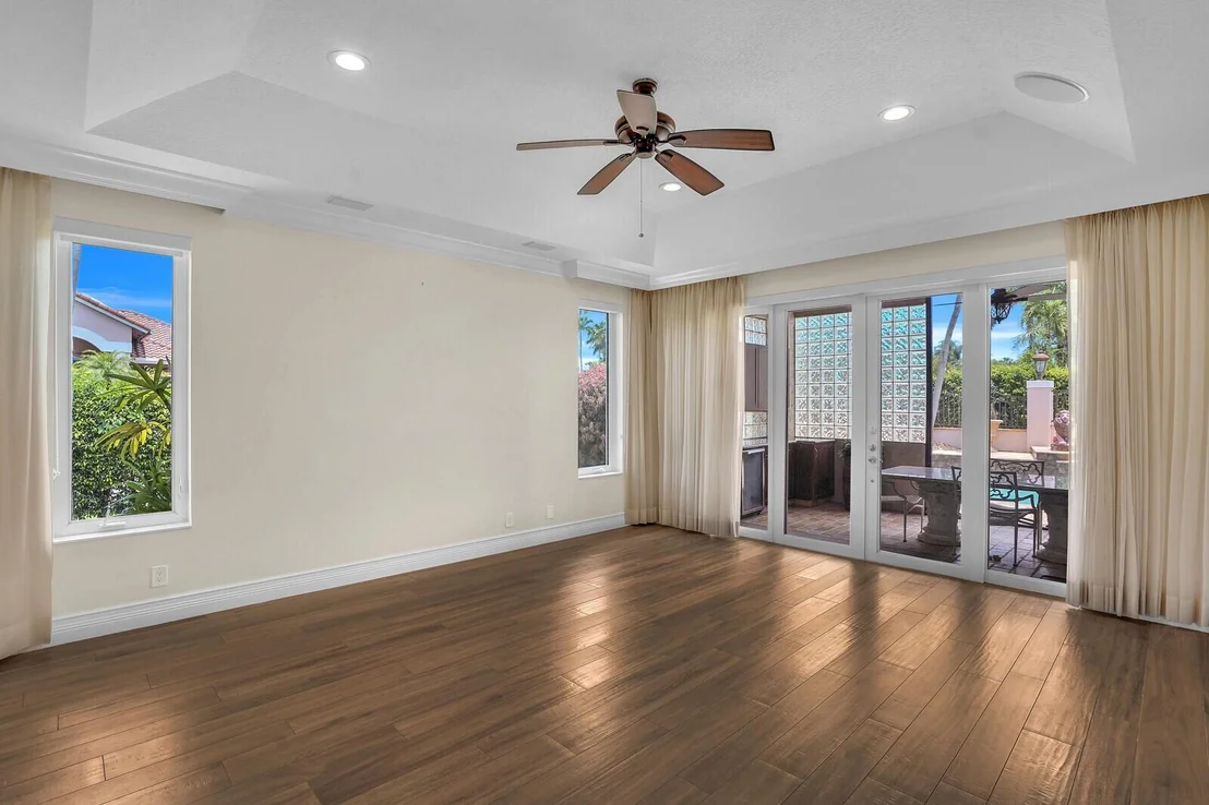 Photo of 10922 Bal Harbor Drive