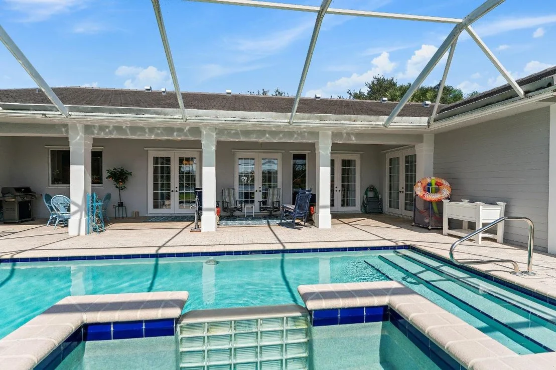 Photo of 18440 SE Lakeside Drive