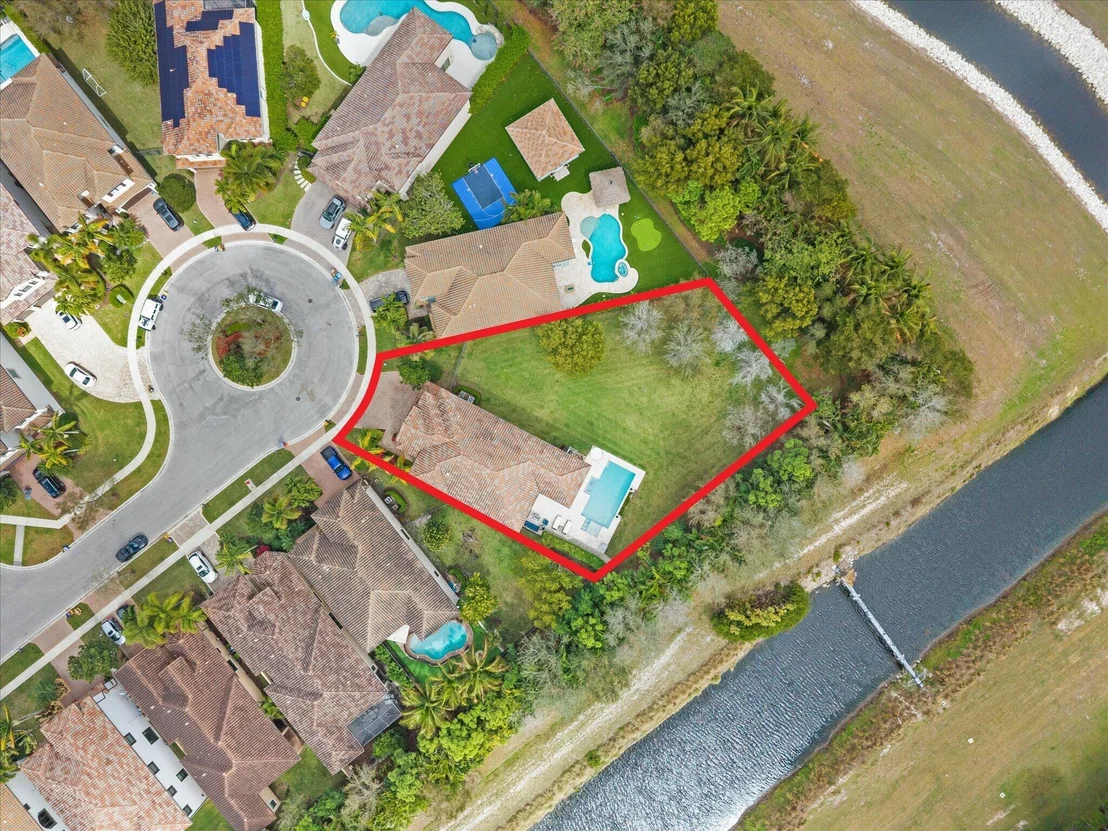Photo of 16945 Bridge Crossing Circle