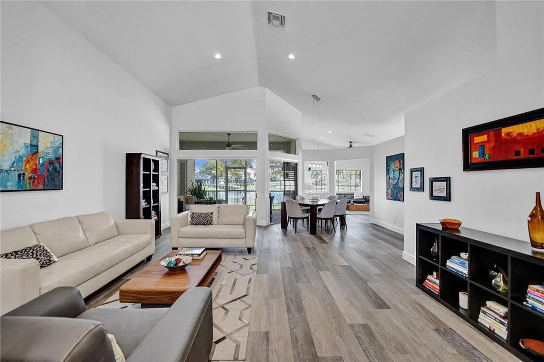 Photo of 469 Cameron Drive
