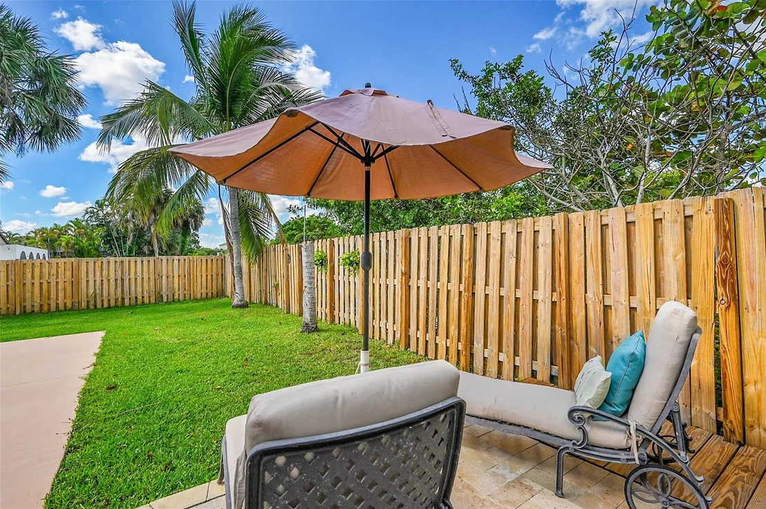 Photo of 62 W Palm Drive
