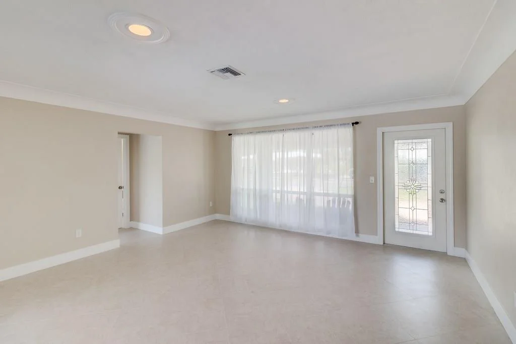 Photo of 440 SE 6th Avenue