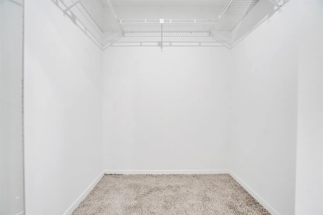 Photo of 2183 Montpeliar