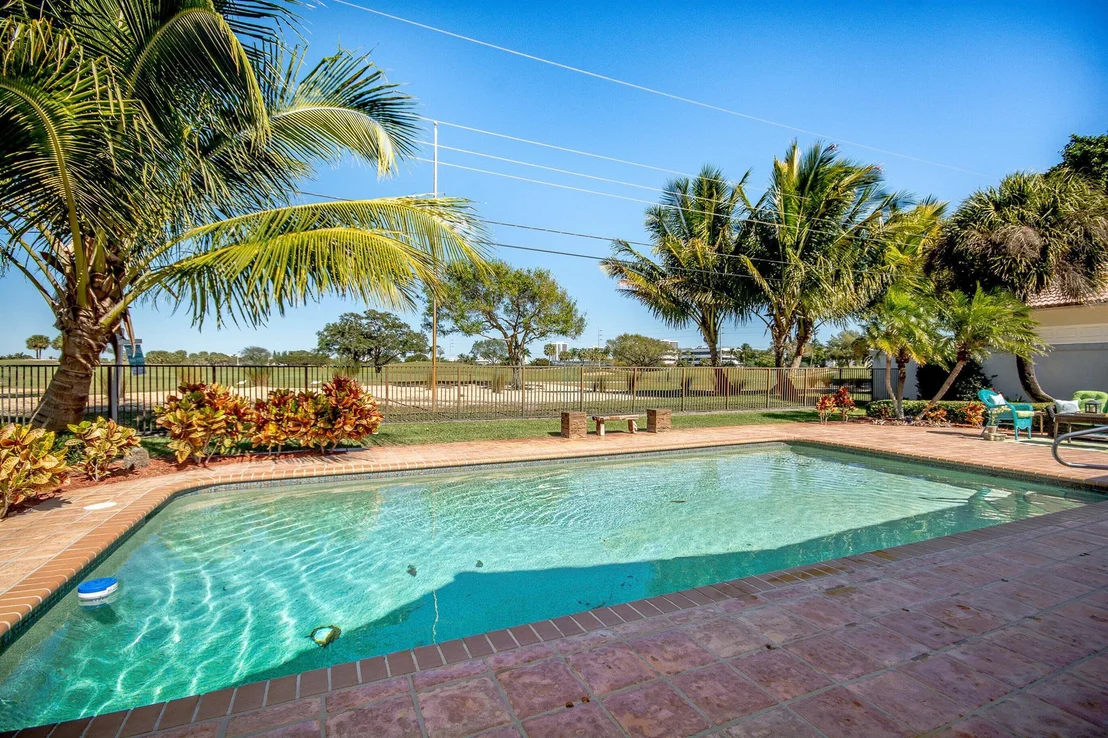 Photo of 837 Anchorage Drive