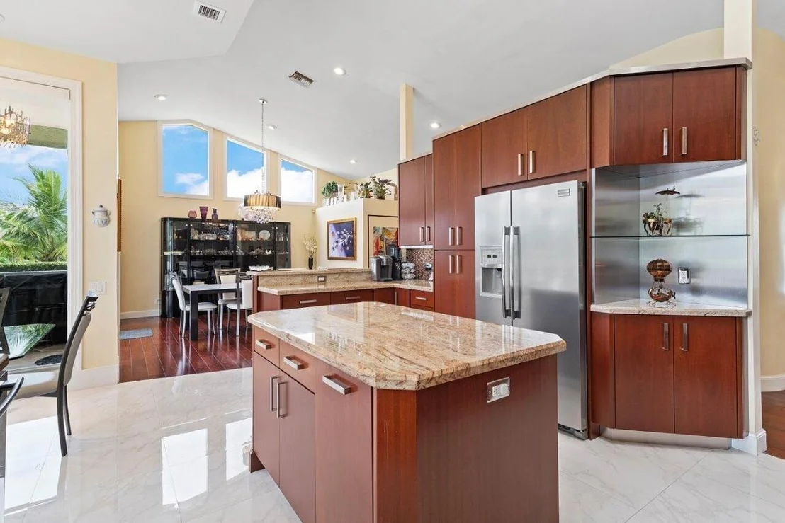 Photo of 10369 Silver Lake Drive