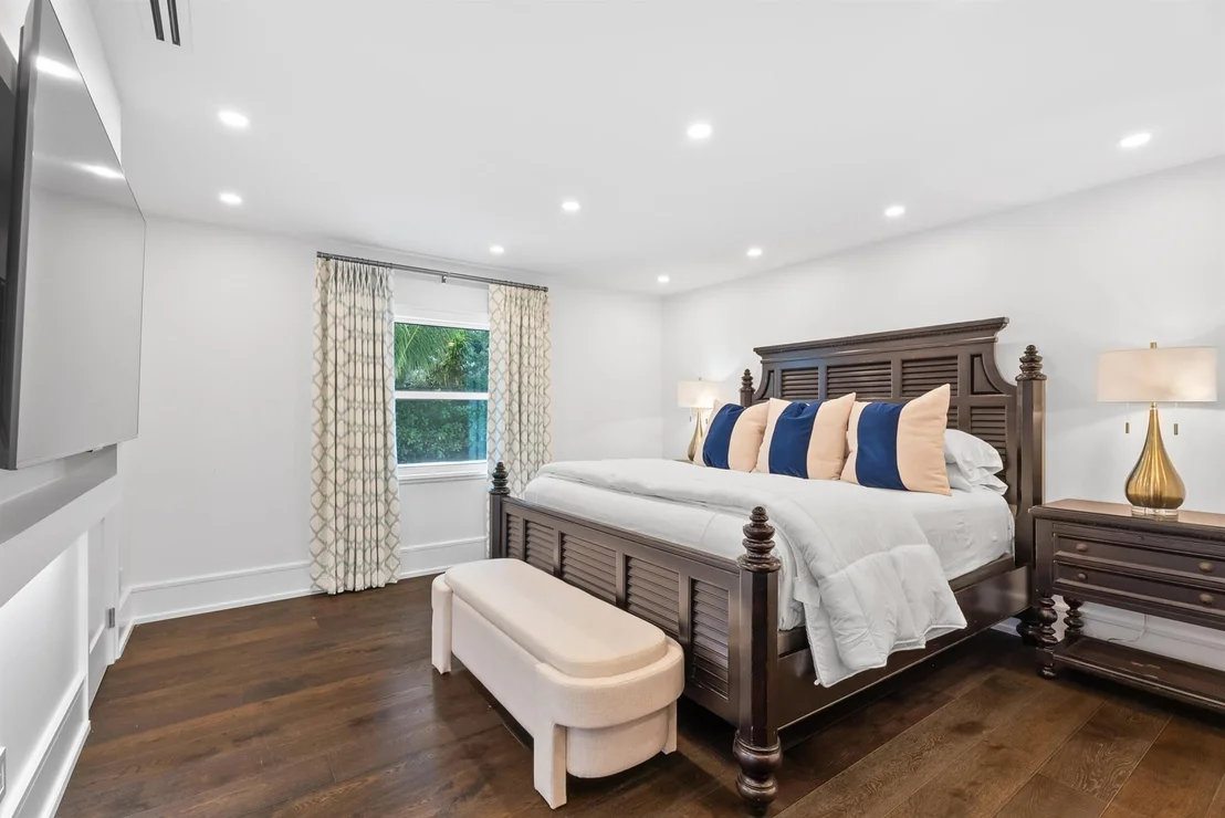 Photo of 1175 Bounty Boulevard