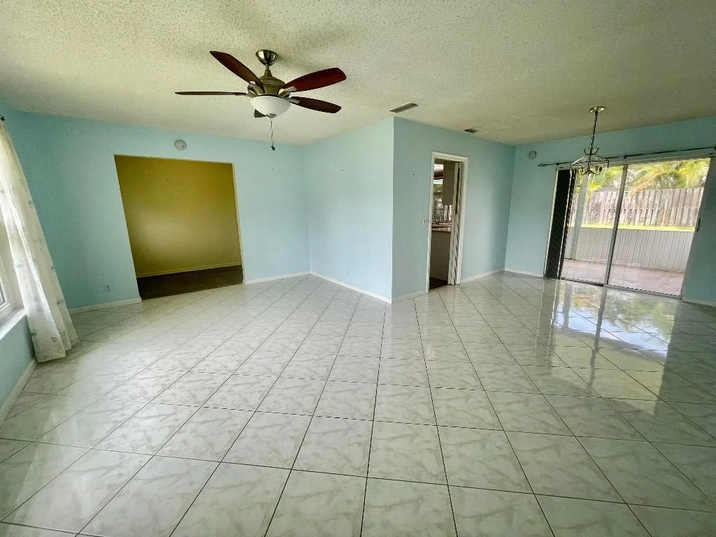 Photo of 4199 Robert Street