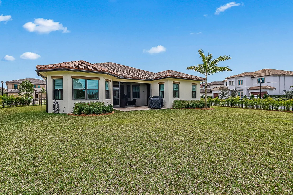 Photo of 9335 Bayside Circle
