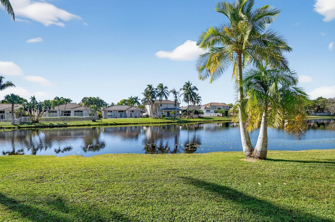Photo of 5947 Bay Hill Circle