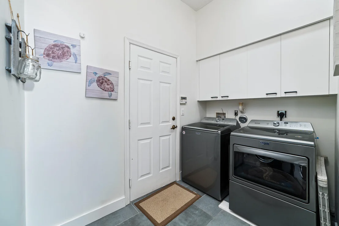 Photo of 7936 AMBLESIDE Way