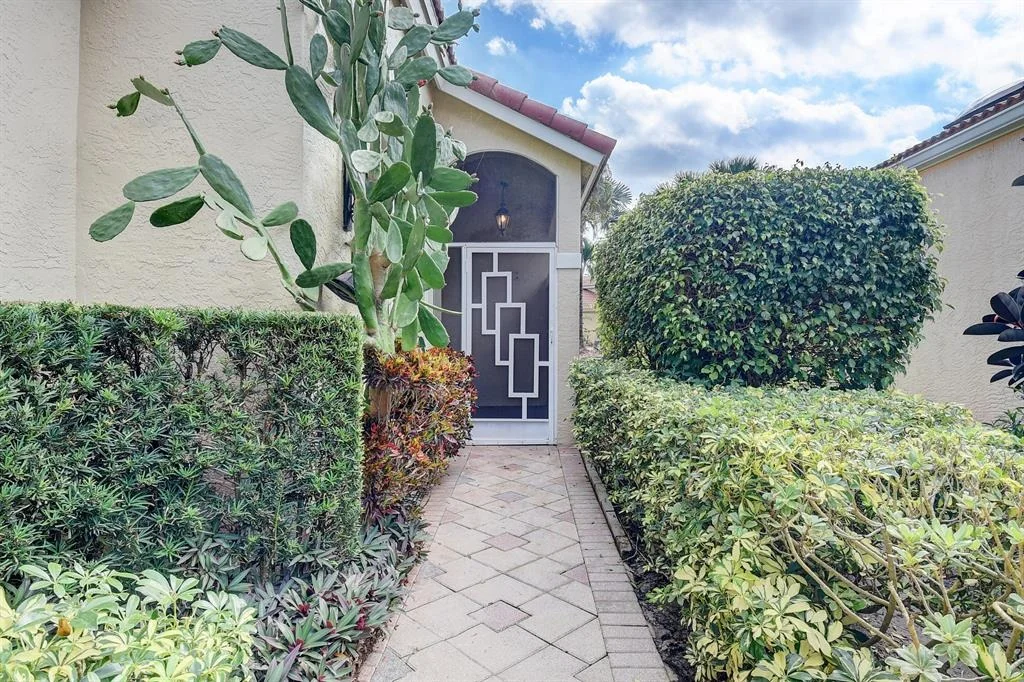 Photo of 5214 Brookview Drive