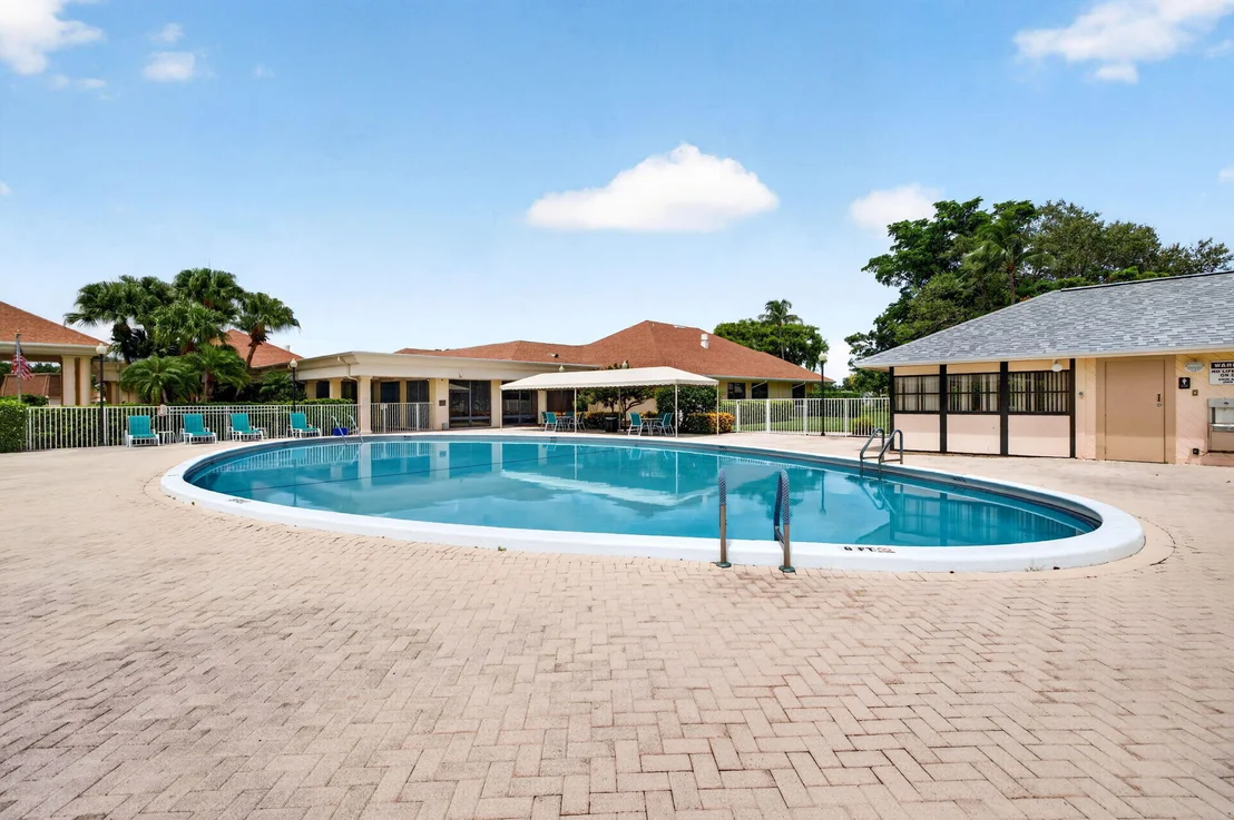 Photo of 2320 Riviera Drive