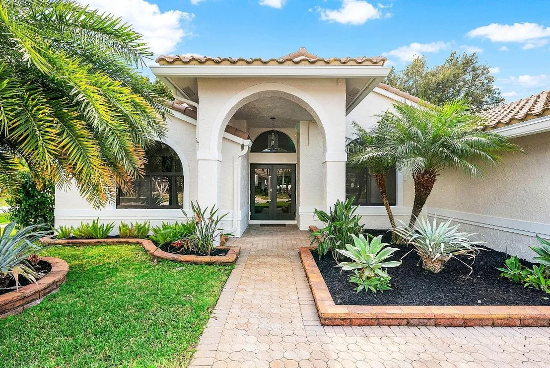 Photo of 5723 Aspen Ridge Circle