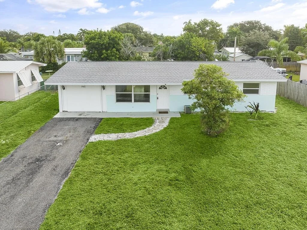 Photo of 19081 SE Barus Drive