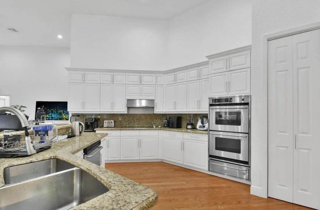 Photo of 2965 Wentworth