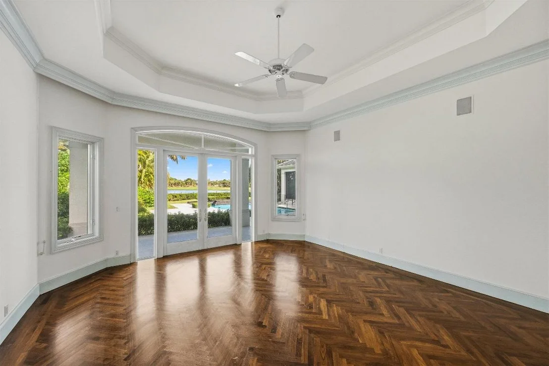 Photo of 224 Locha Drive