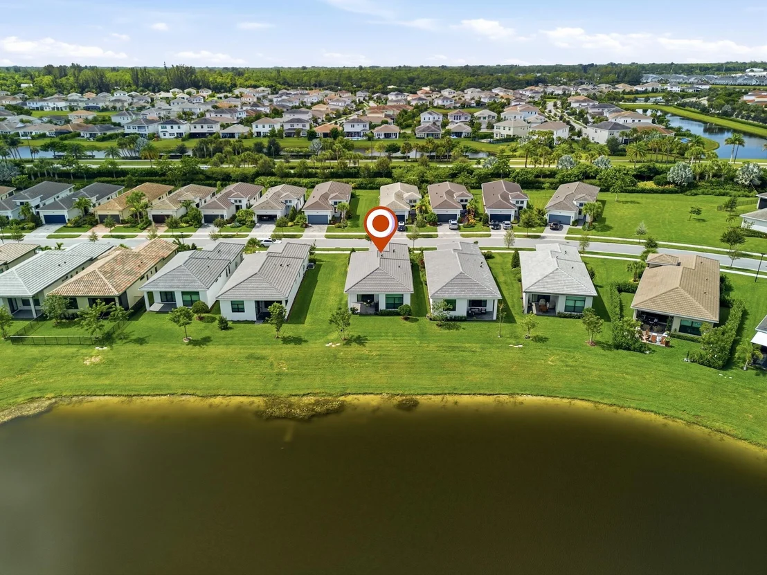 Photo of 4853 Saint Armands Way