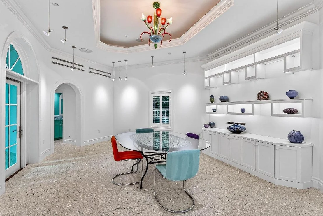 Photo of 720 N Ocean Boulevard