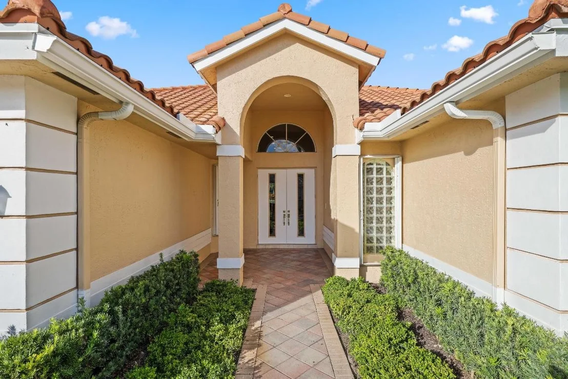 Photo of 7633 La Corniche Circle