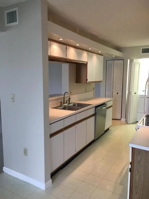 Photo of Unit E2 at 108 Half Moon Circle