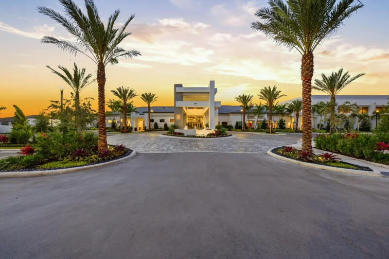 Photo of 9547 Riverside Park Drive