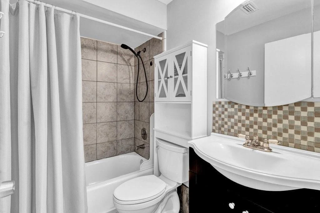 Photo of 291 Easy Street