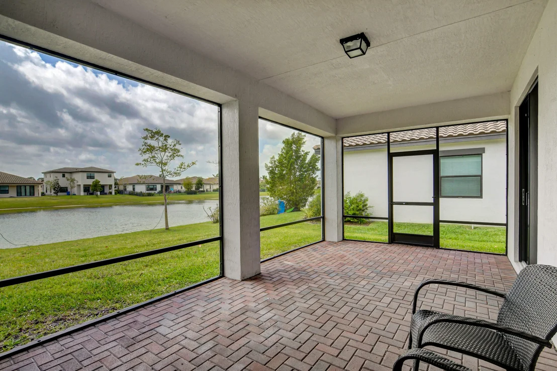 Photo of 1114 Whitcombe Drive