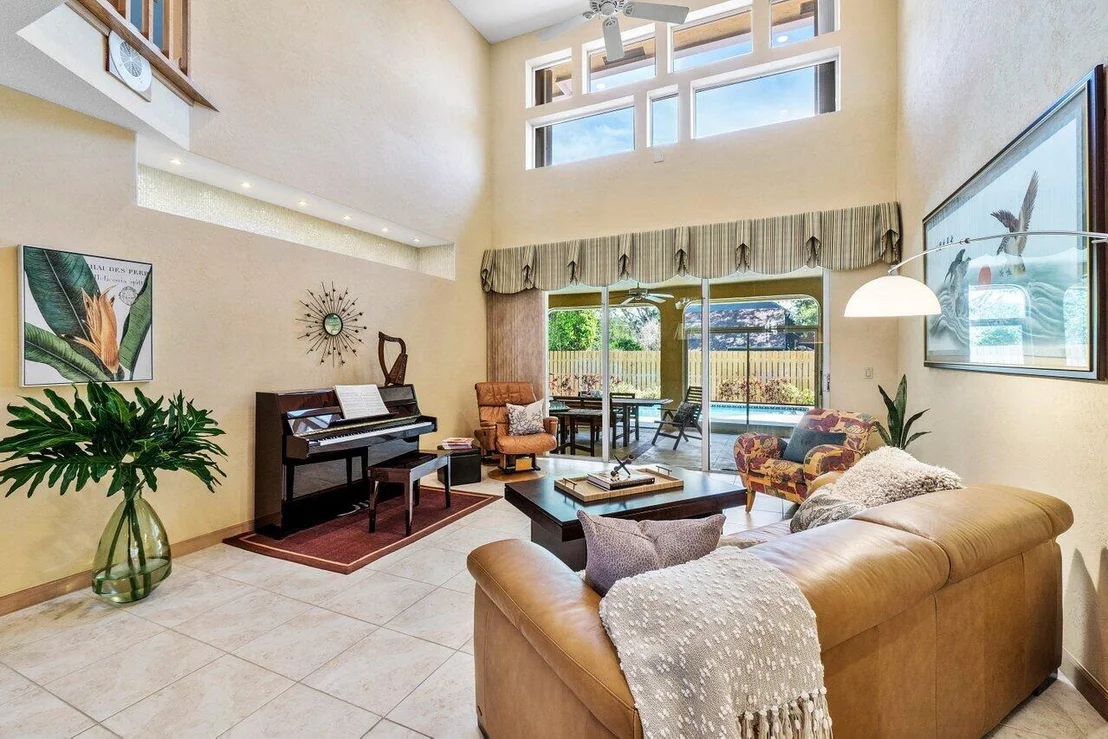 Photo of 1801 Isabel Oeste Road