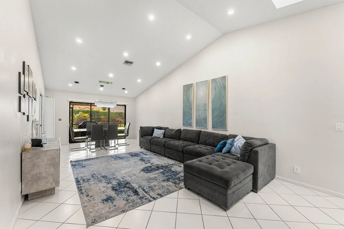 Photo of 7587 Solimar Circle