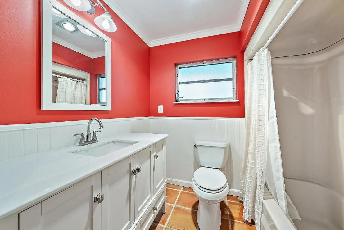 Photo of 16486 95th Avenue N