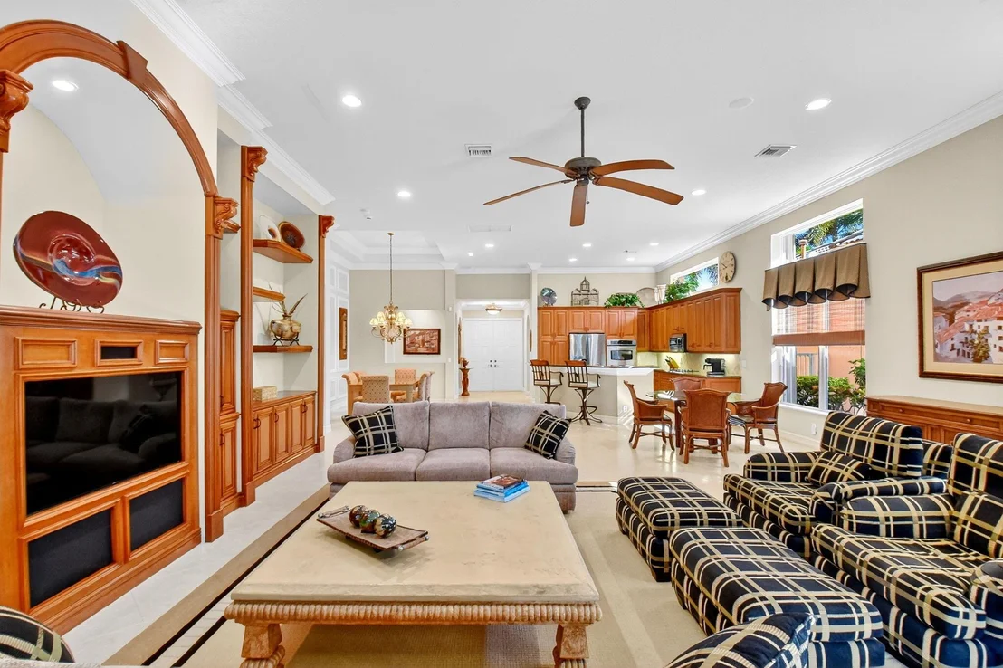 Photo of 7092 Veneto Drive