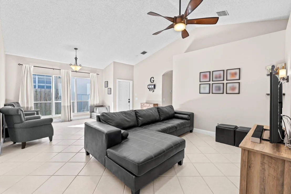Photo of 7616 Colony Palm Drive