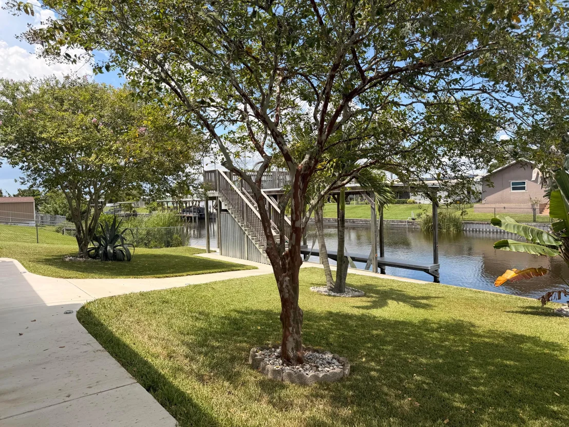 Photo of 2237 SE 32ND Street