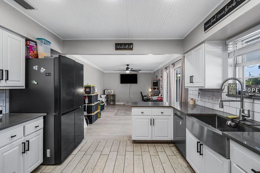 Photo of 7351 Canal Drive
