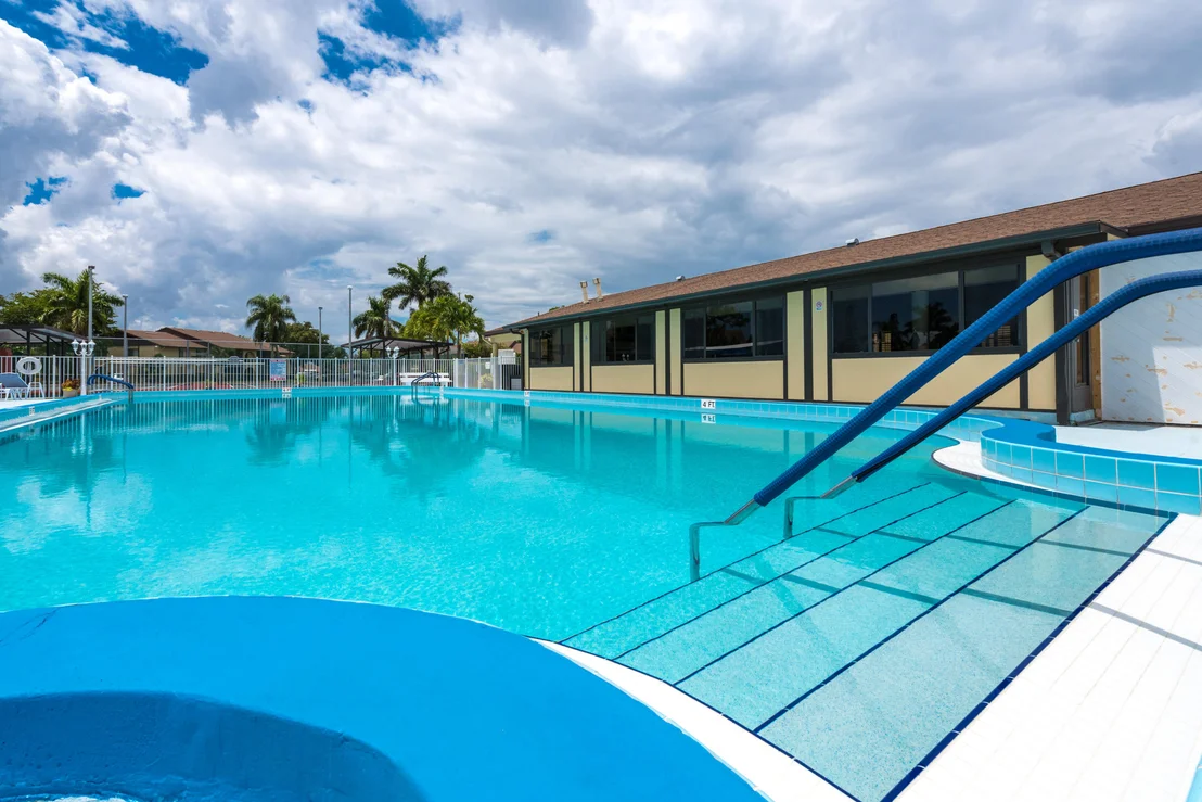 Photo of Unit C1 at 303 Pine Ridge Circle