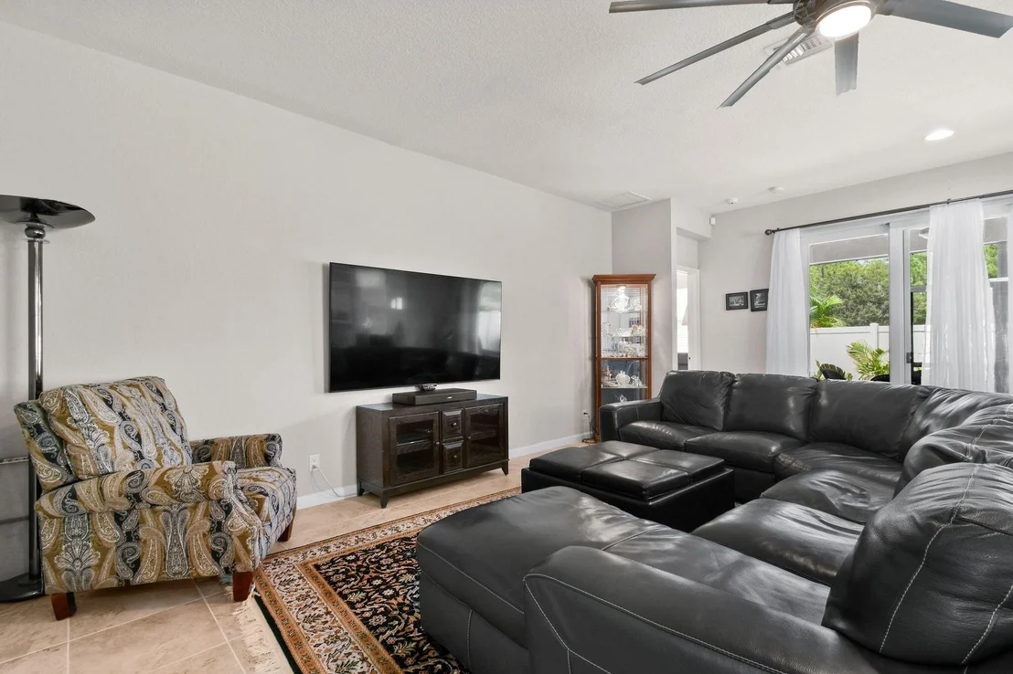 Photo of 7139 Limestone Cay Road