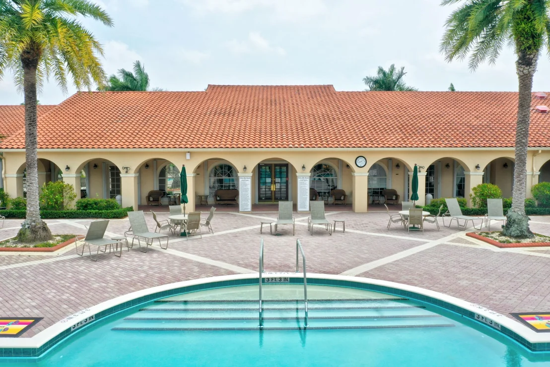 Photo of 362 NW Springview Loop