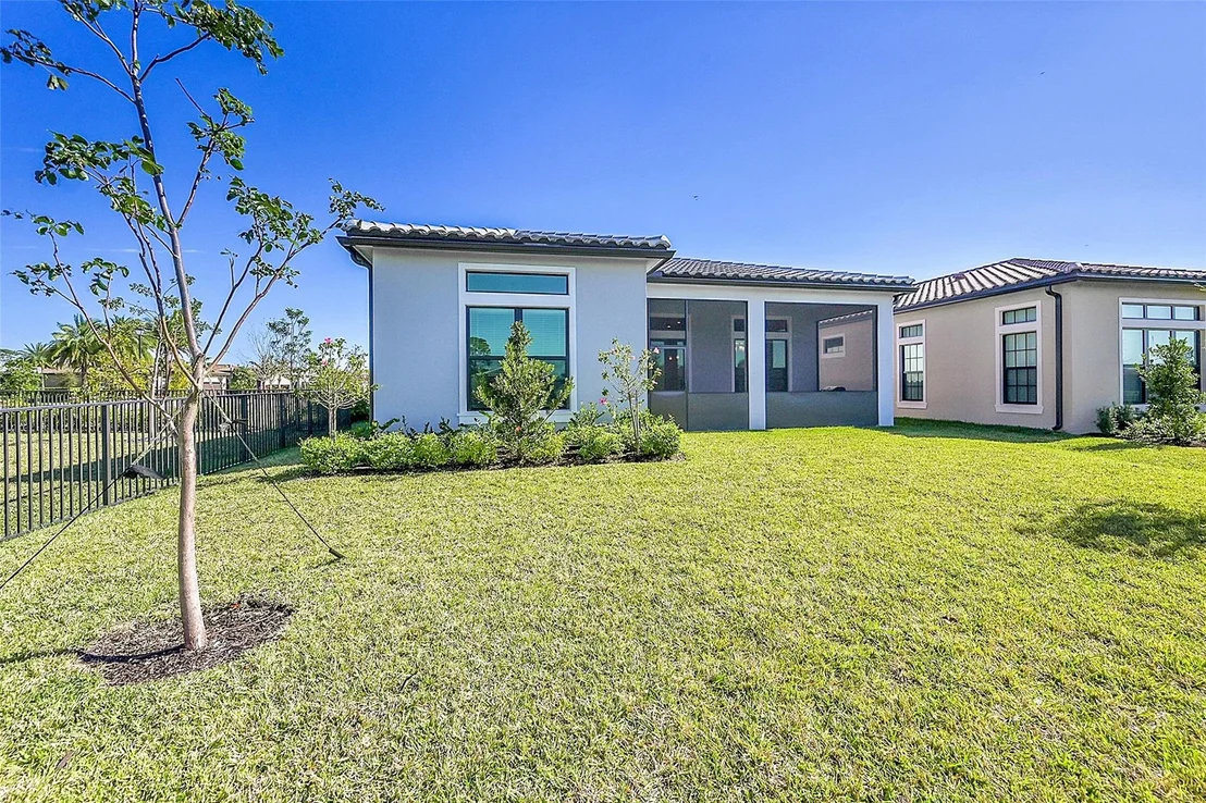Photo of 8167 Juniper Drive