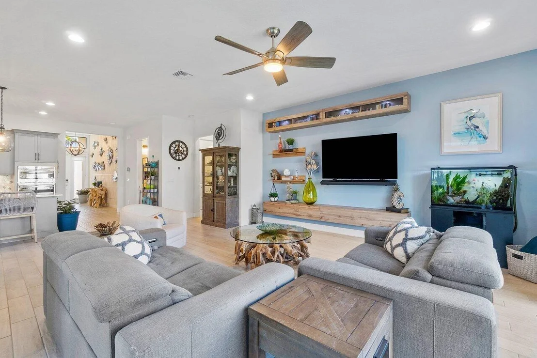 Photo of 7475 Estero Drive